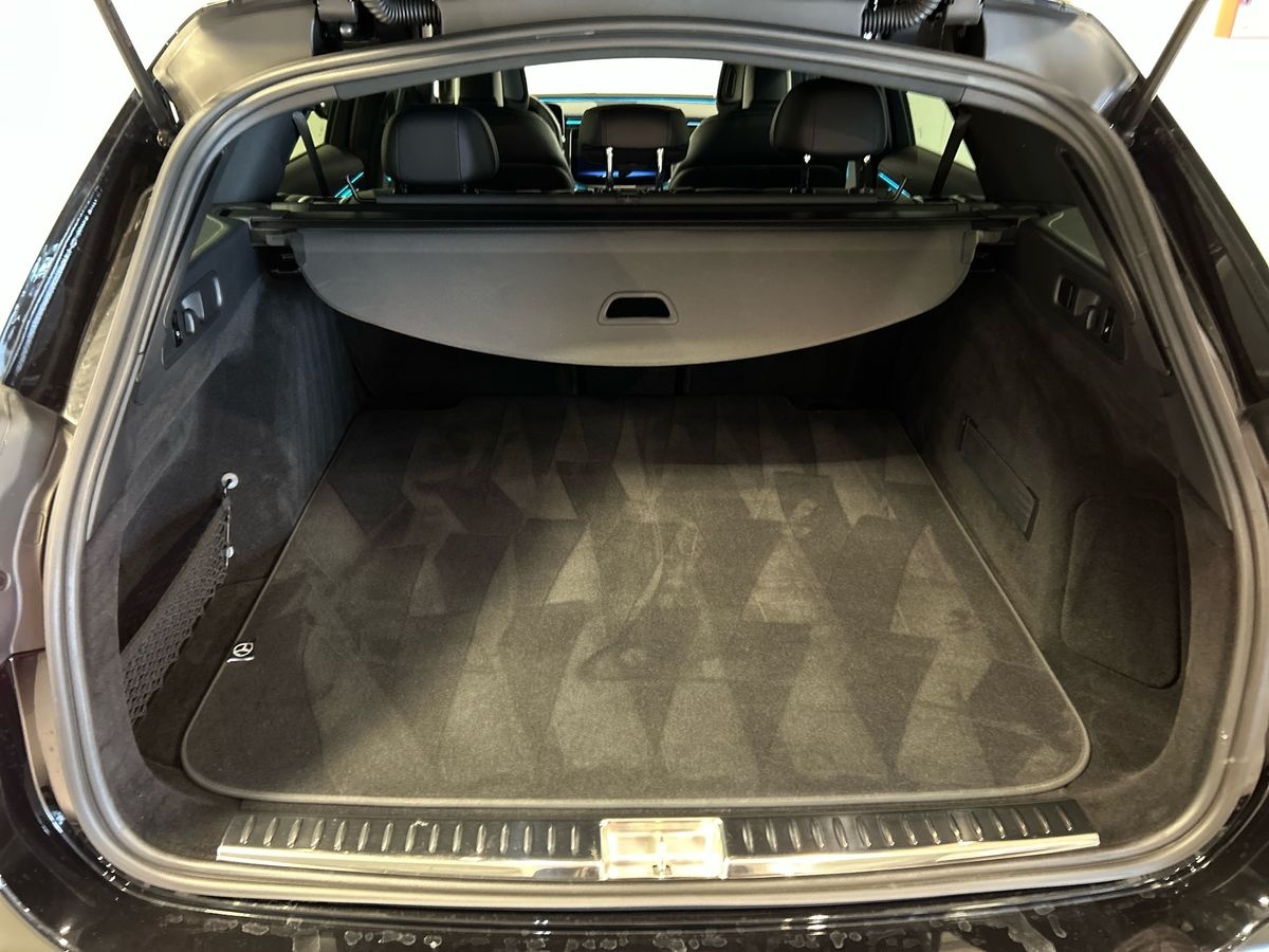 Mercedes  Classe E Station Wagon 220 d AMG Line Advanced 4Matic 9G-Tronic - 8