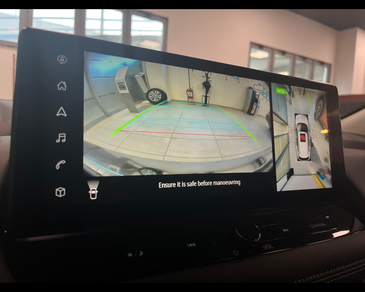 Foto NISSAN X-Trail 1.5 mhev N-Connecta 2wd xtronic