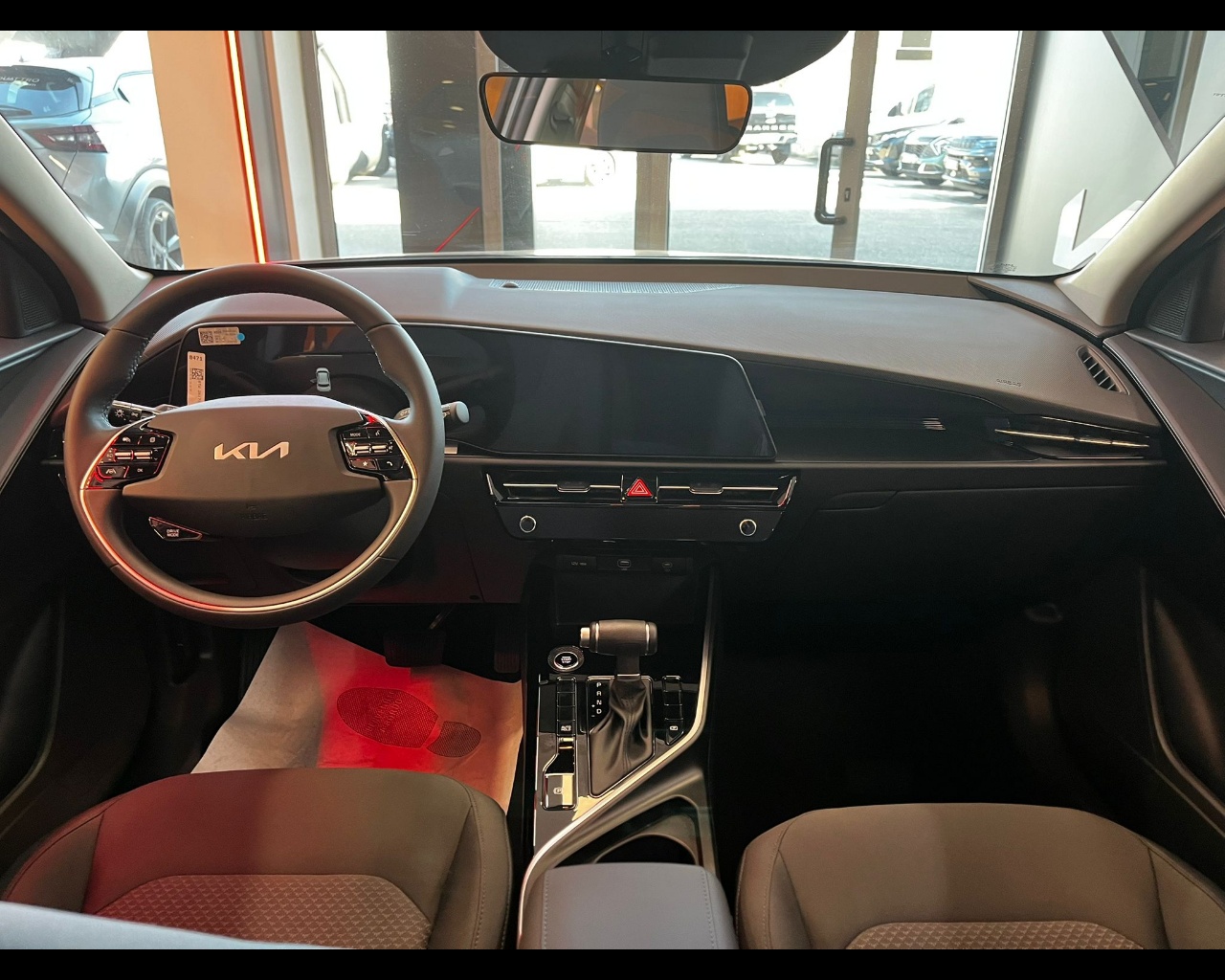 Foto KIA NIRO 1.6 MY25 HEV BUSINESS