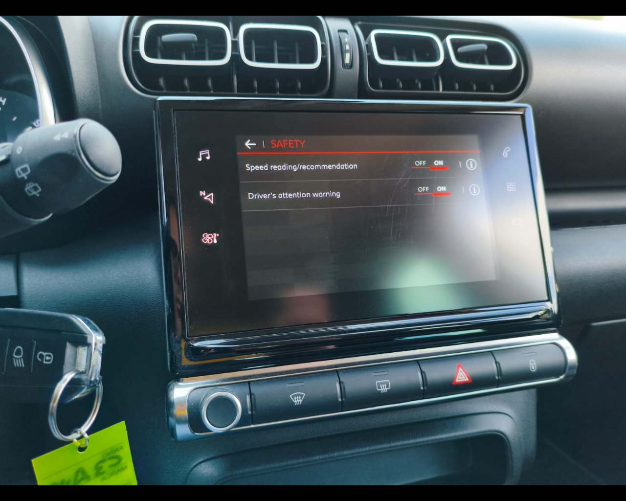 Foto CITROEN C3 Aircross 1.5 bluehdi Shine s&s 110cv