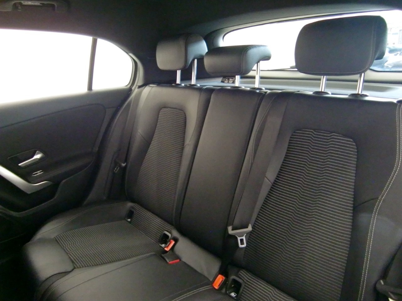 Mercedes Classe A Classe A 180 D Sport 7G-DCT - 13