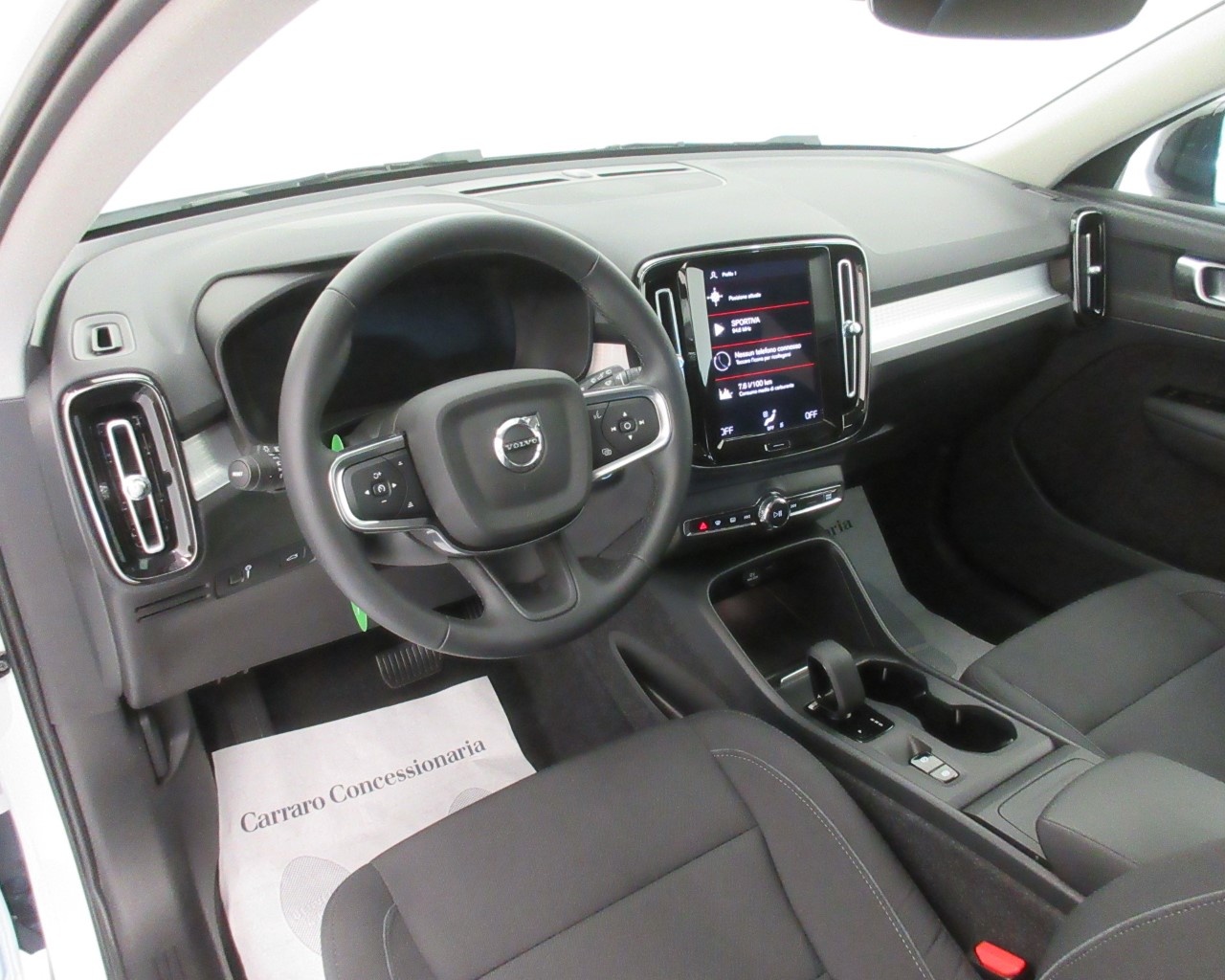 Volvo XC40 XC40 1.5 T3 163cv Momentum Pro Geartronic - 10