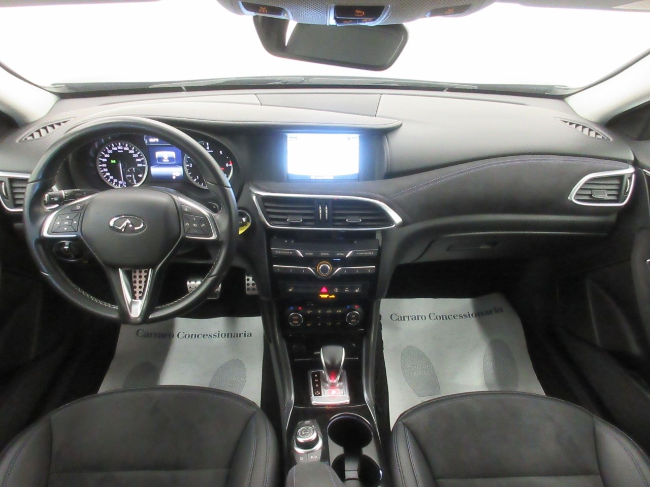 Infiniti Q30 Q30 1.5 D 109cv Business Executive DCT - 12
