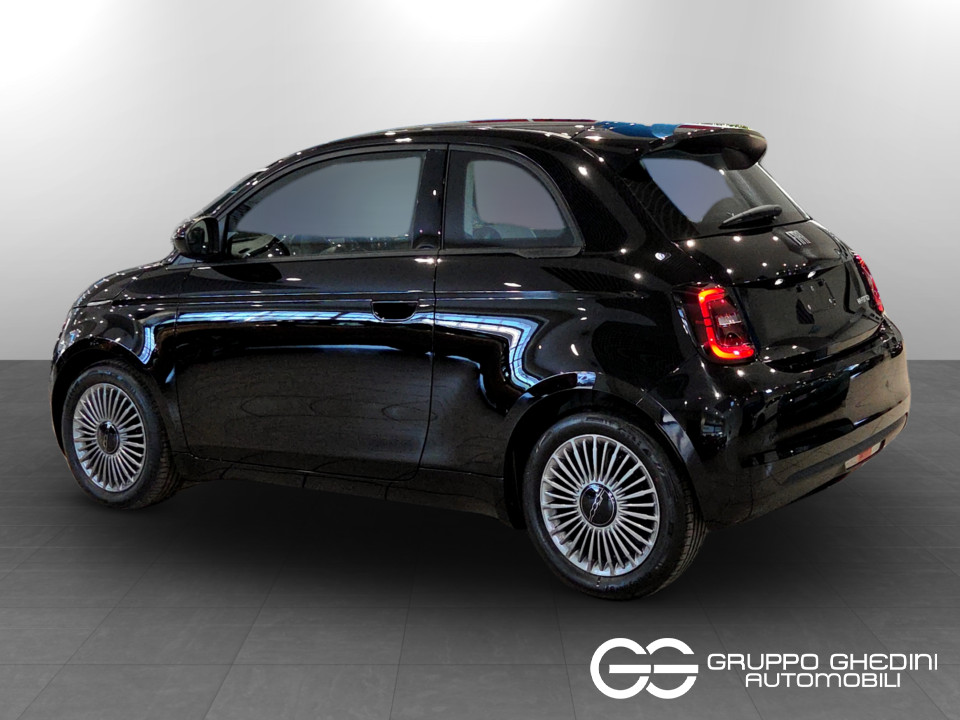 FIAT 500 Hybrid Berlina Icon 1.0 Hybrid Berlina Ibrida km0 - 2