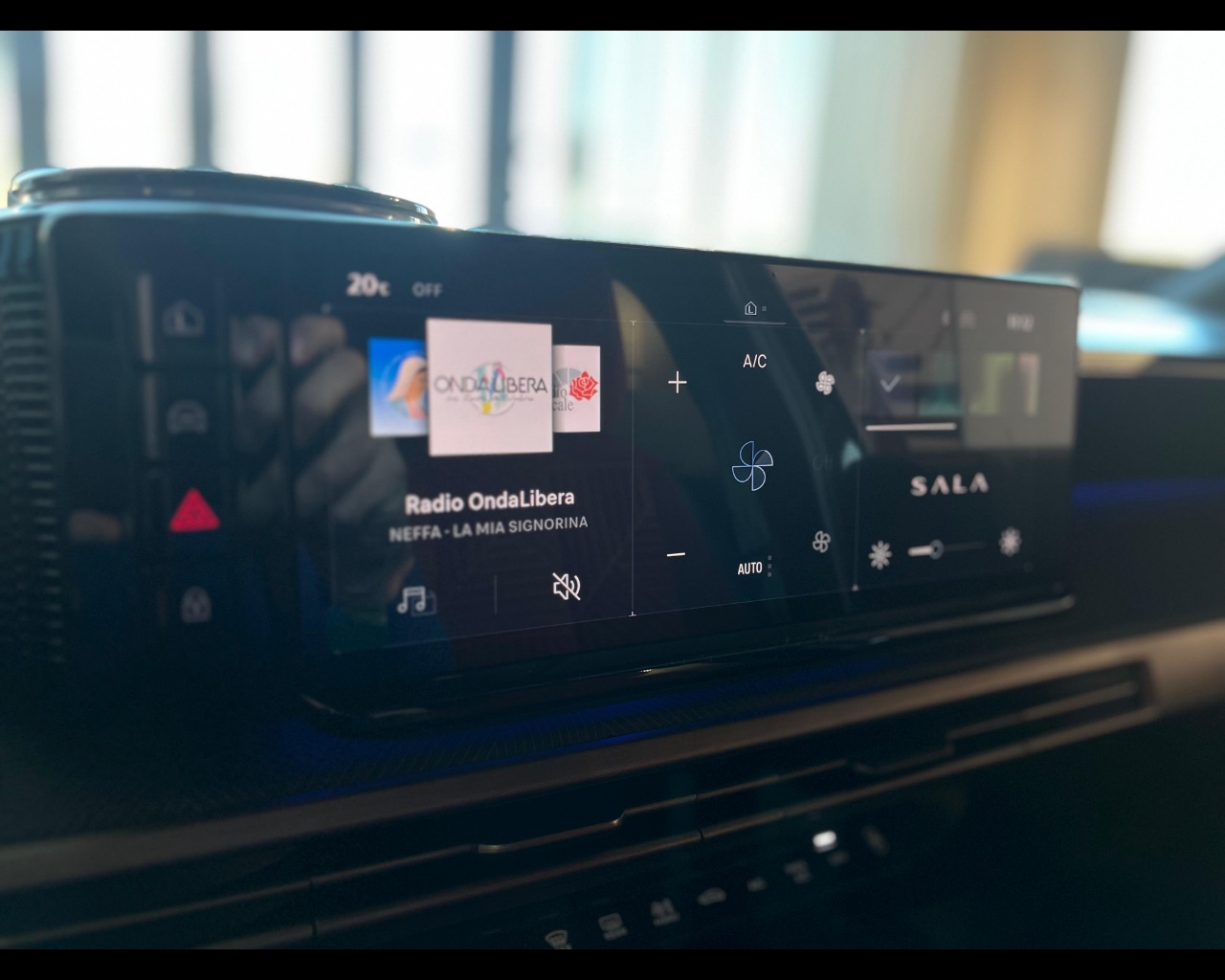 Foto LANCIA Nuova Ypsilon Ibrida Ypsilon Lx 1.2 100cv Ibrida