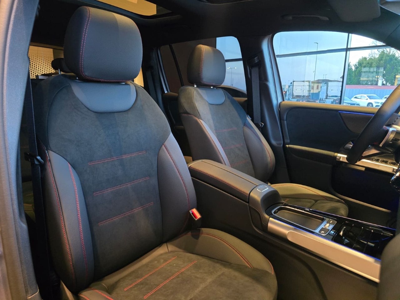 Mercedes GLB GLB 200 d Automatic AMG Line ADVANCED PLUS - 9