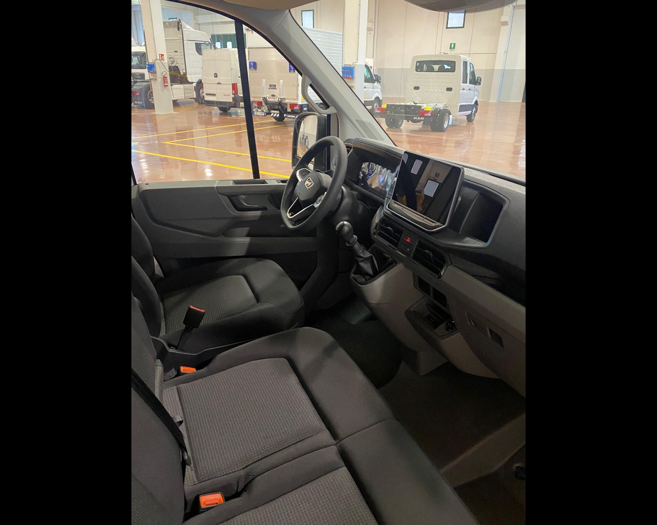 MAN TGE 3.140 FURGONE P. 4490 MANUALE