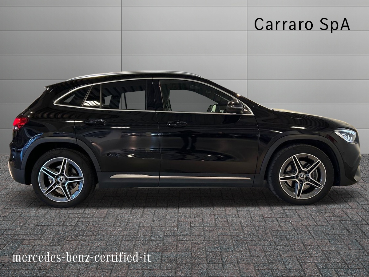 Mercedes GLA GLA 220 D Premium 4Matic 8G-DCT - 5