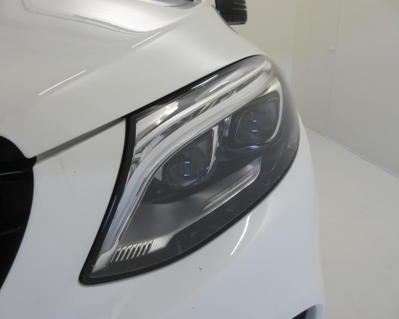 Mercedes GLE Coupé GLE Coupe 43 V6 390cv AMG Sport 4Matic 9G-Tronic Plus - 4