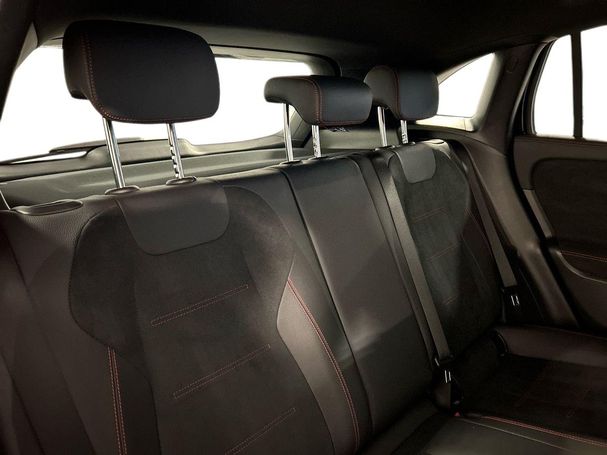 Mercedes GLA GLA 200 D Premium 8G-DCT - 16