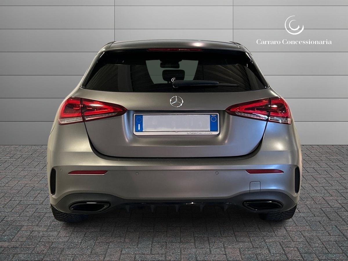 Mercedes Classe A Classe A 180 D Premium Night edition 8G-DCT - 4