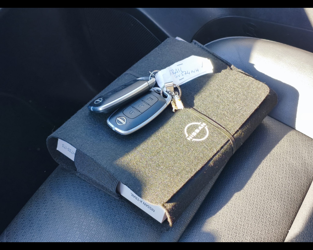 Foto NISSAN X-Trail 1.5 e-power Tekna e-4orce 4wd auto 7p.t