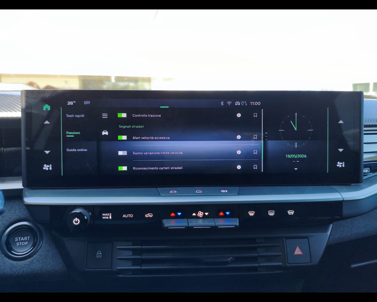 Foto OPEL Grandland 1.2 hybrid GS 145cv e-dcs6