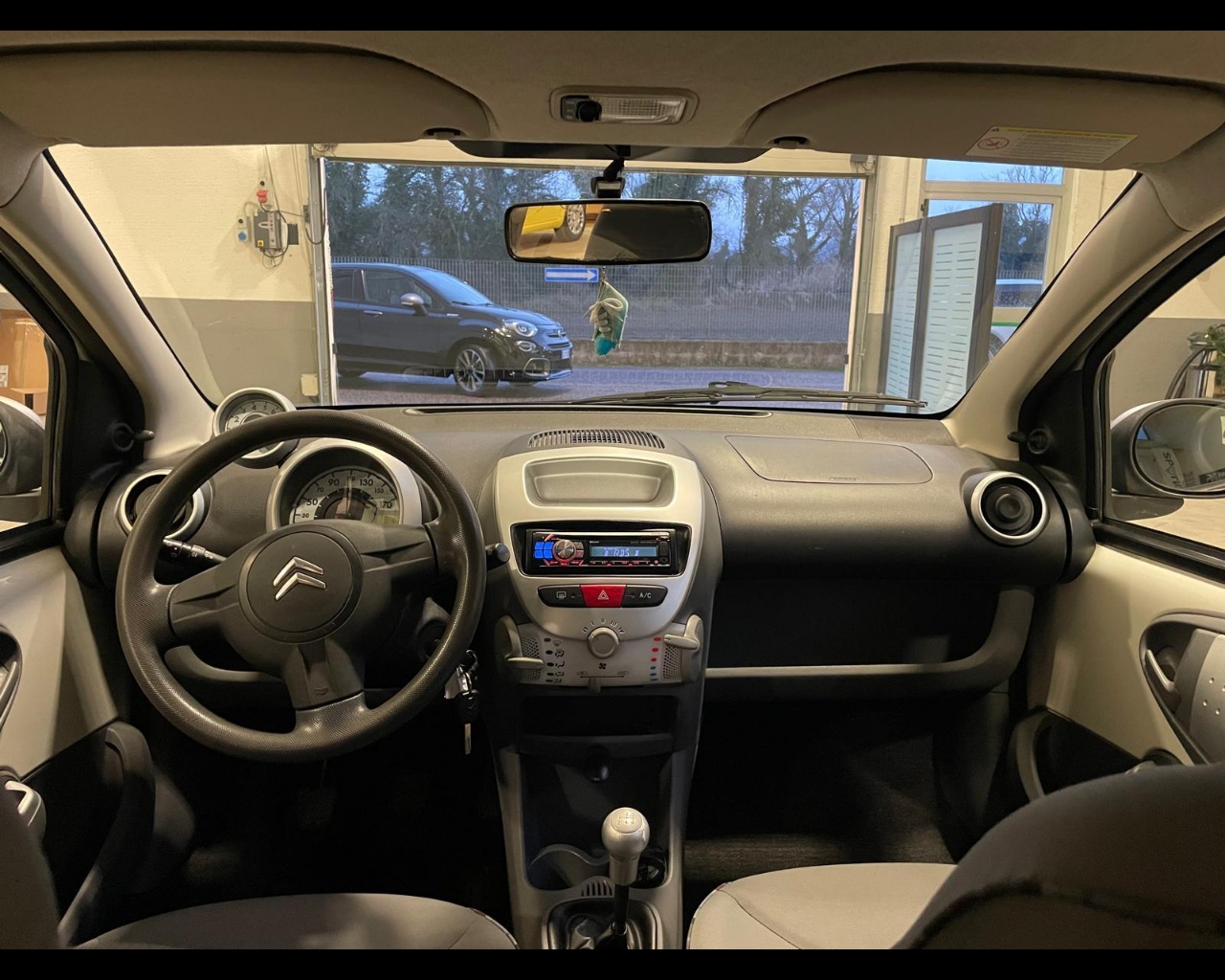 Foto CITROEN C1 5p 1.0 Pulp