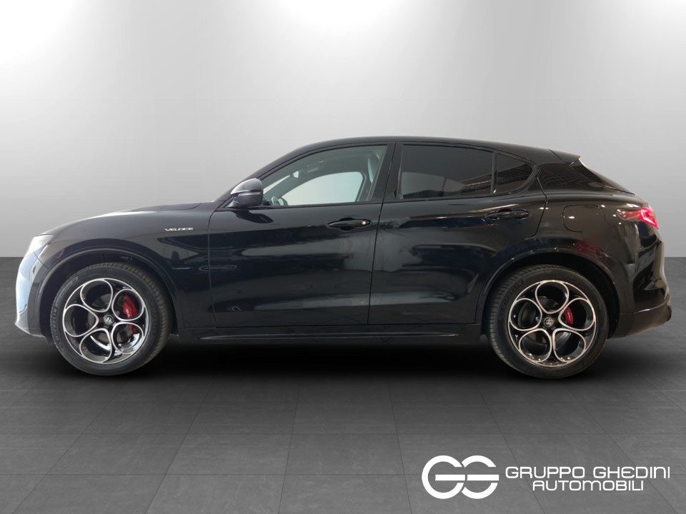 ALFA ROMEO Stelvio 2.2 t Veloce Q4 210cv auto Diesel usato - 1