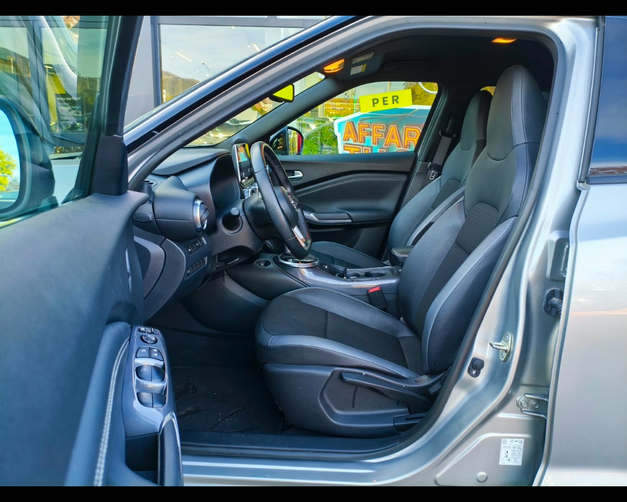 Foto NISSAN Juke 1.6 hev N-Connecta