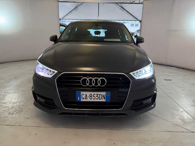 A1 I - A1 Sb 1.0 Tfsi Design 82cv