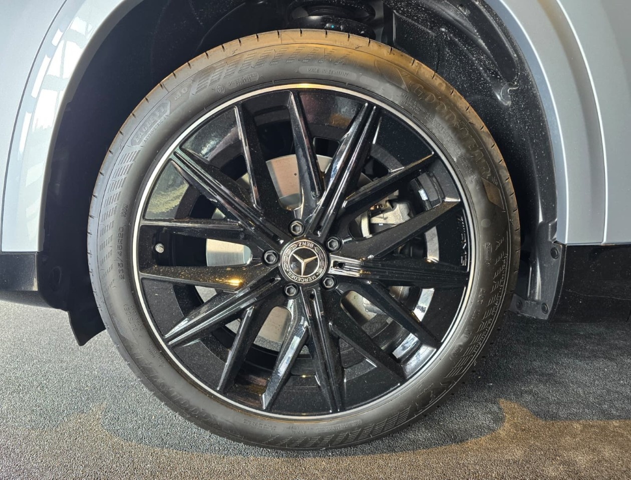 Mercedes GLB Elettrica GLB 250+ con tecnologia EQ Advanced Plus - 14