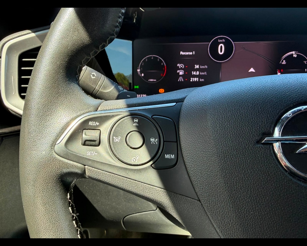 Foto OPEL Mokka 1.2 t Ultimate s&s 130cv at8