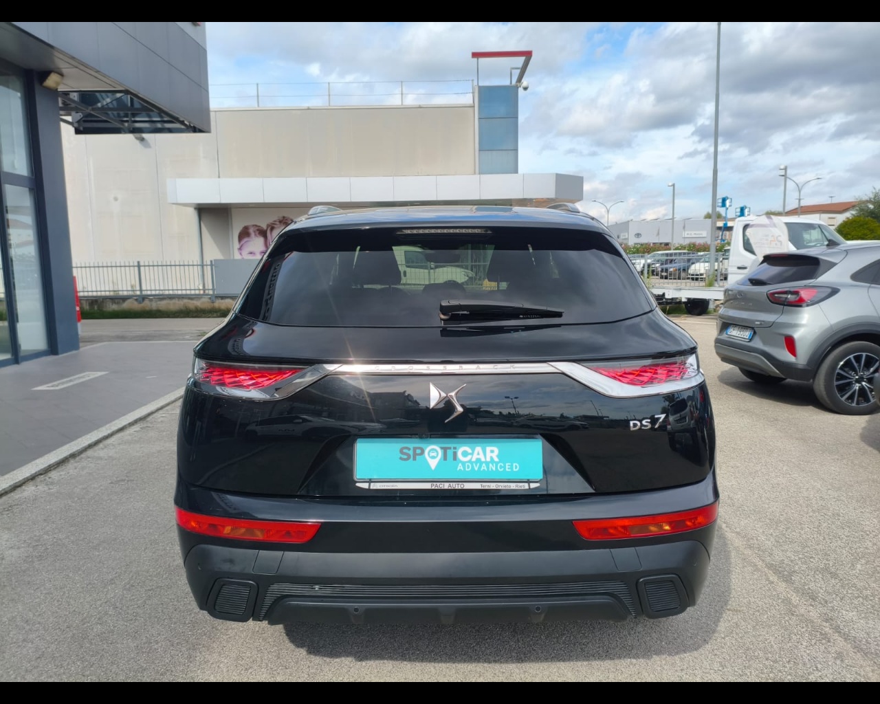 Foto DS DS7 Crossback 1.5 bluehdi Grand Chic 130cv auto