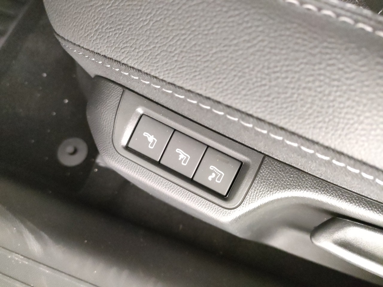 Opel Corsa Nuovo Ibrido benzina Corsa Porto Mantovano