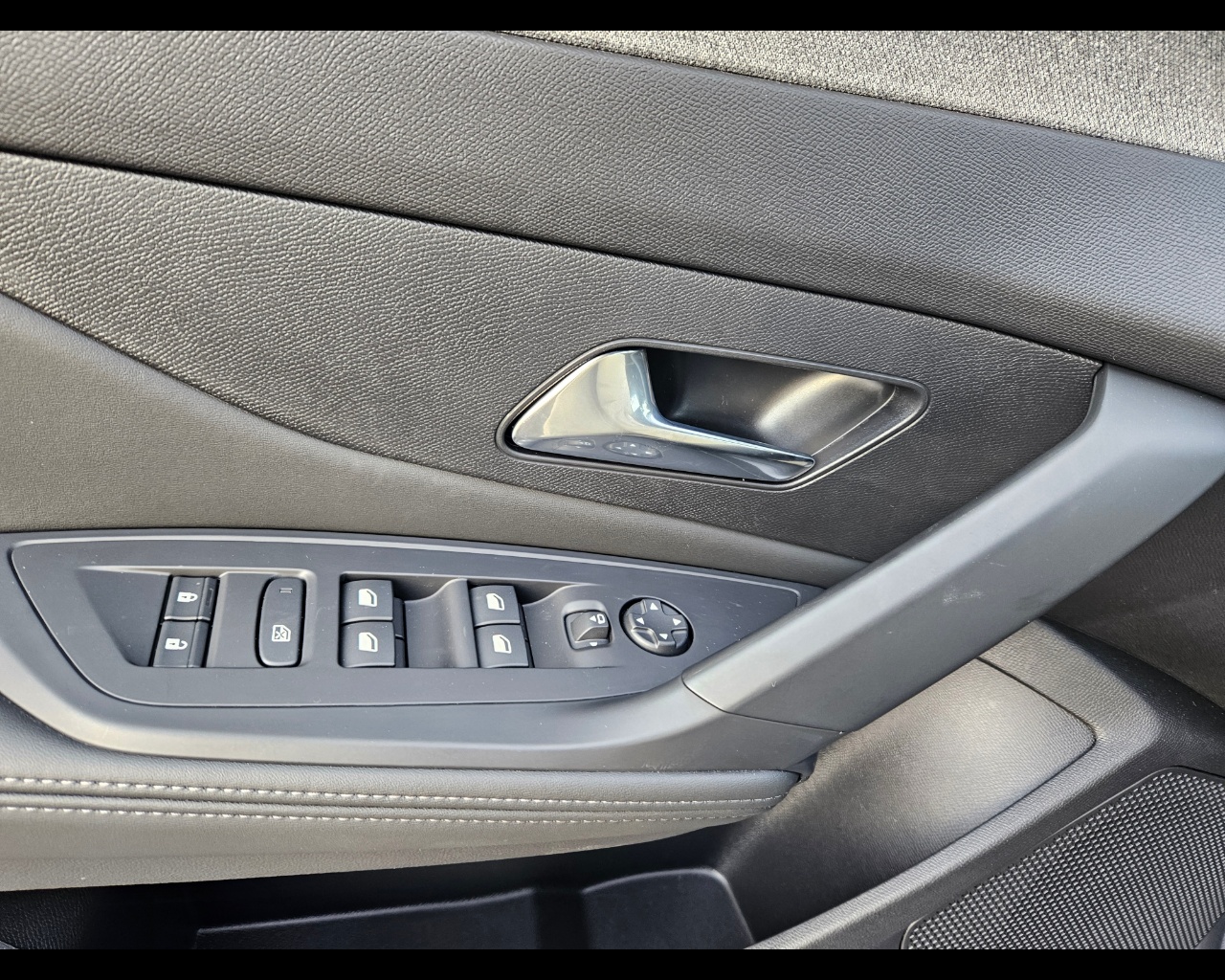 PEUGEOT 308 308 1.6 hybrid phev Allure Pack 180cv e-eat8 Ibrido benzina Aziendale - 13