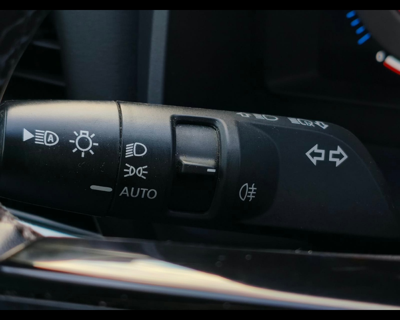 Foto NISSAN Qashqai 1.5 e-power N-Connecta 2wd
