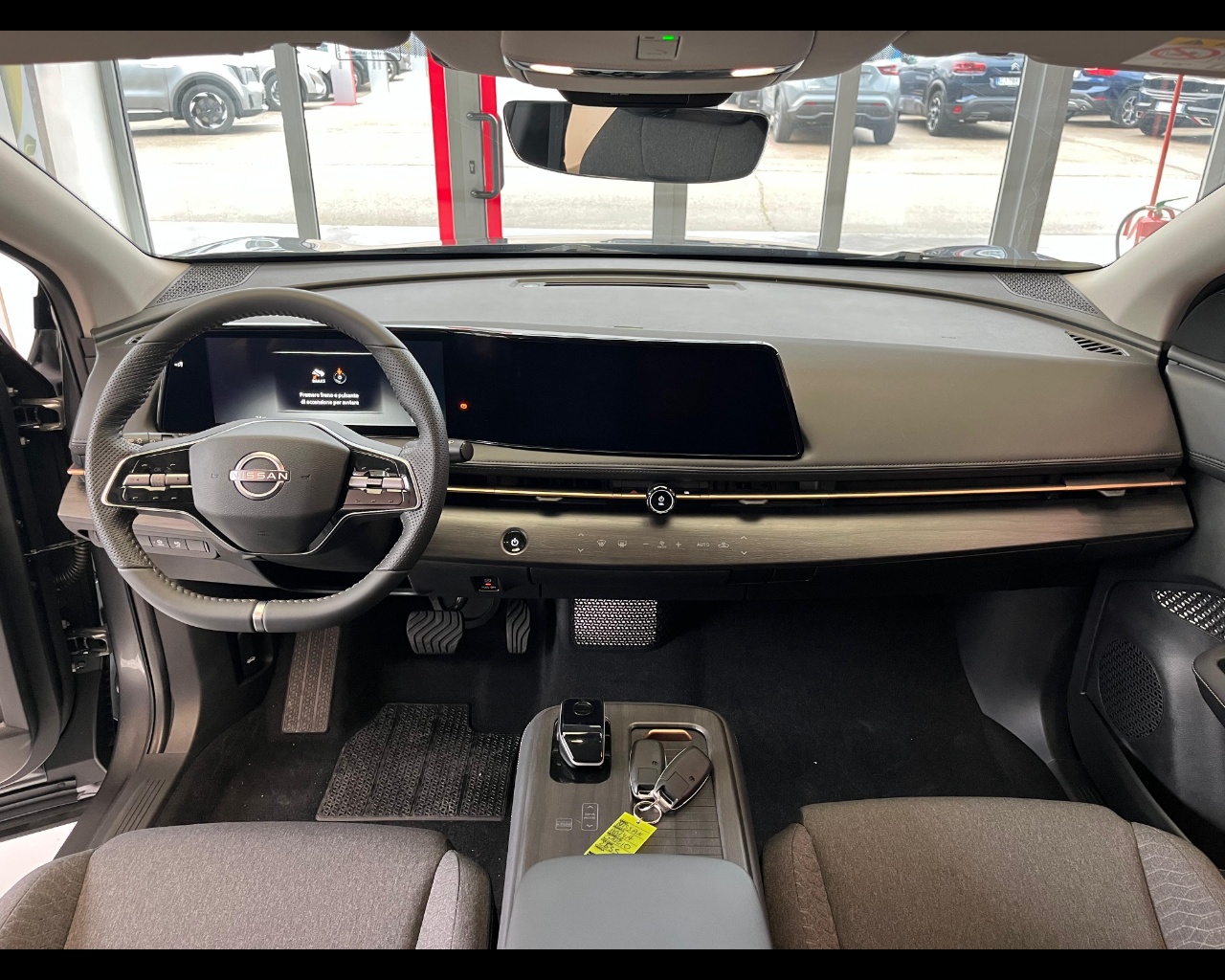 Foto NISSAN Ariya 63 kWh Engage 2wd