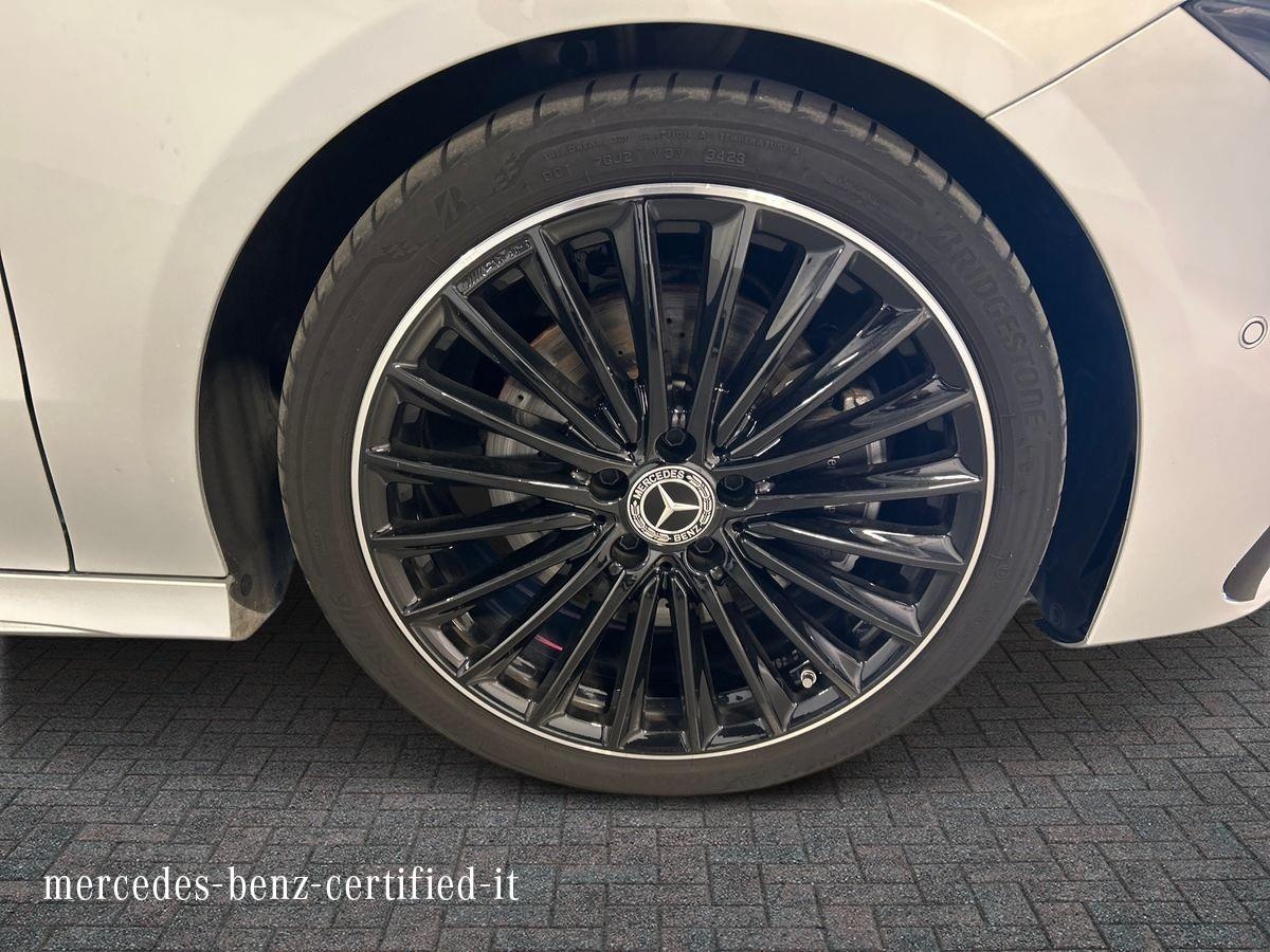 Mercedes  CLA Shooting Brake 200 D AMG Line Advanced Plus 8G-DCT - 17
