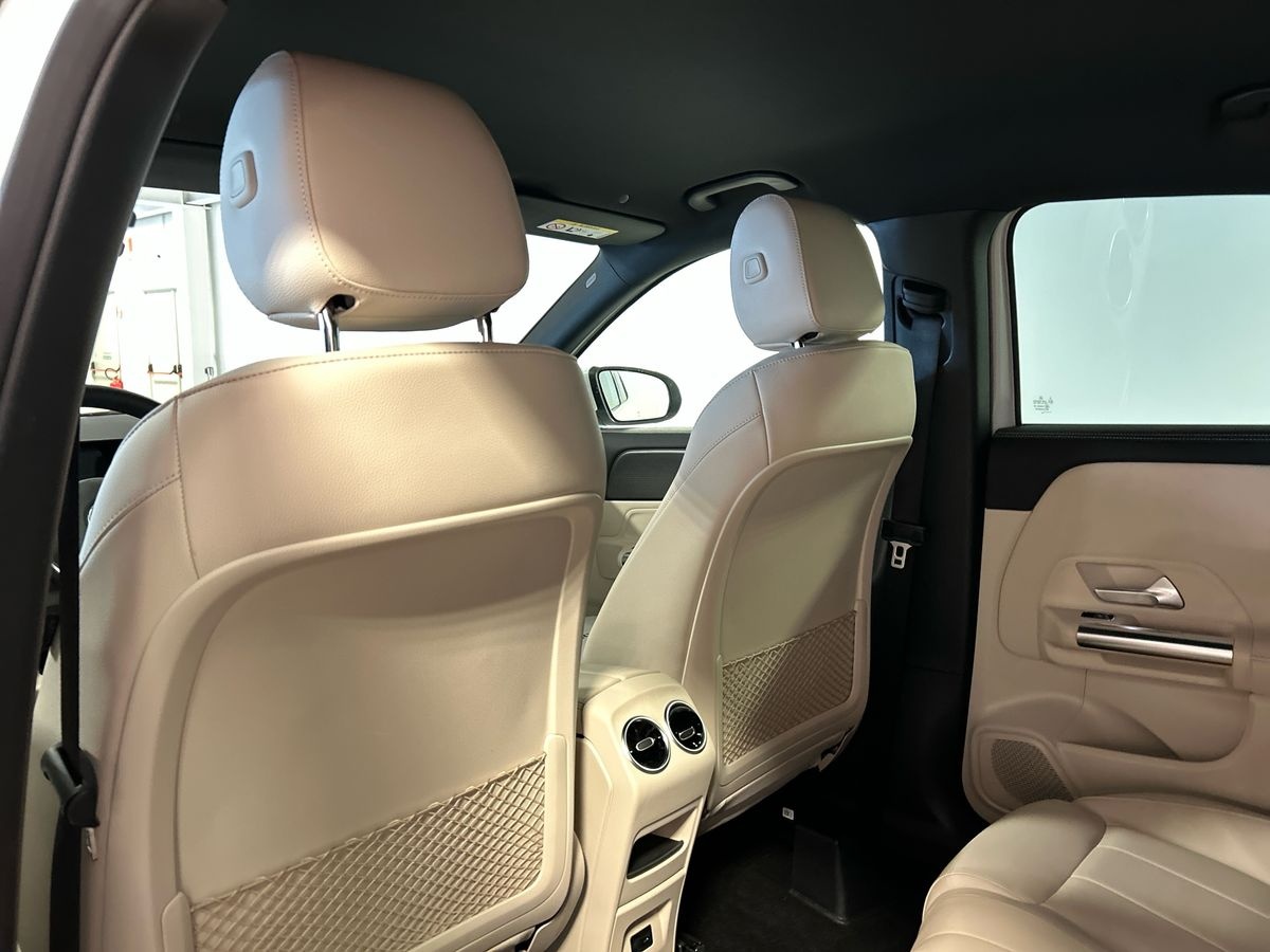 Mercedes GLA GLA 200 D Sport Plus 4Matic 8G-DCT - 18