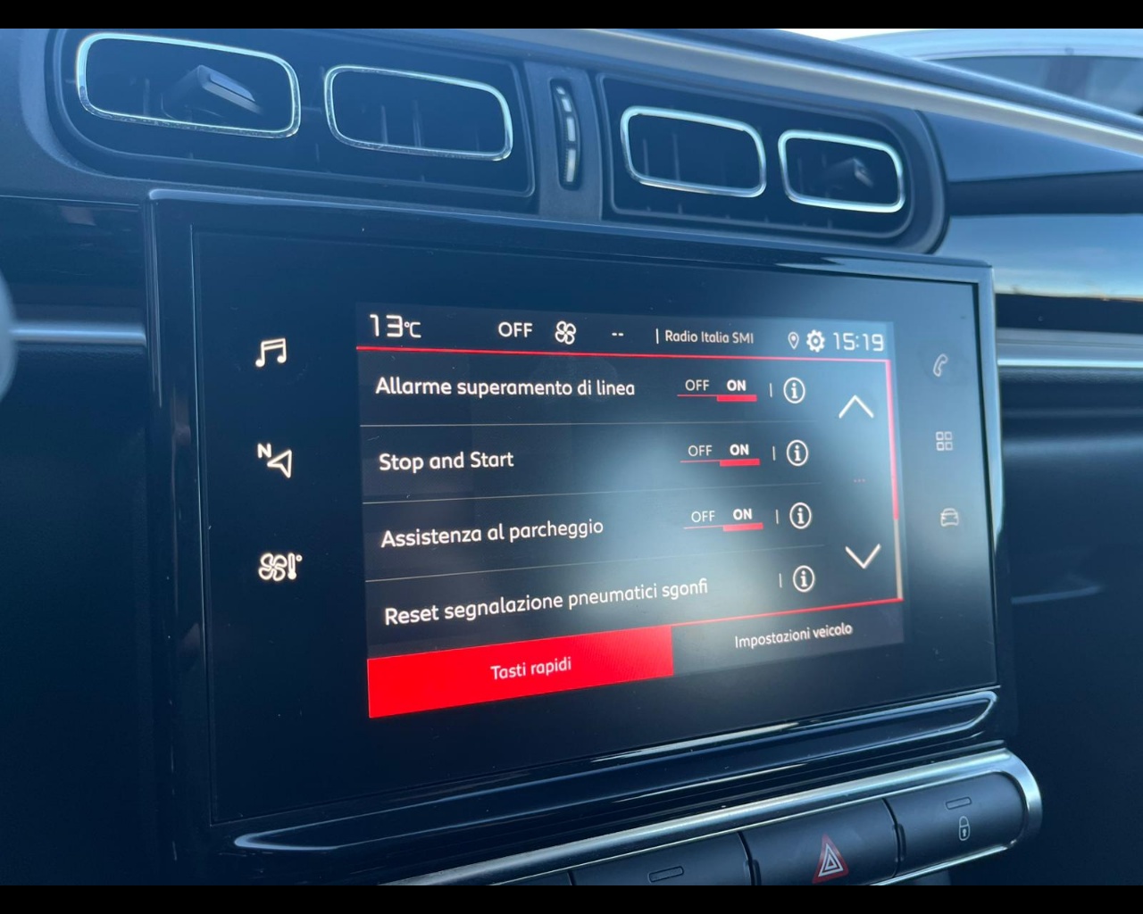 Foto CITROEN C3 1.2 puretech Shine Gpl s&s 83cv neopatentati 