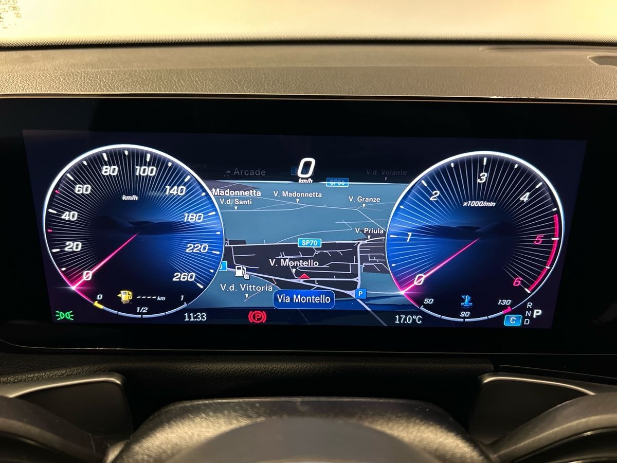 Mercedes GLB GLB 180 D Progressive Advanced 8G-DCT - 13