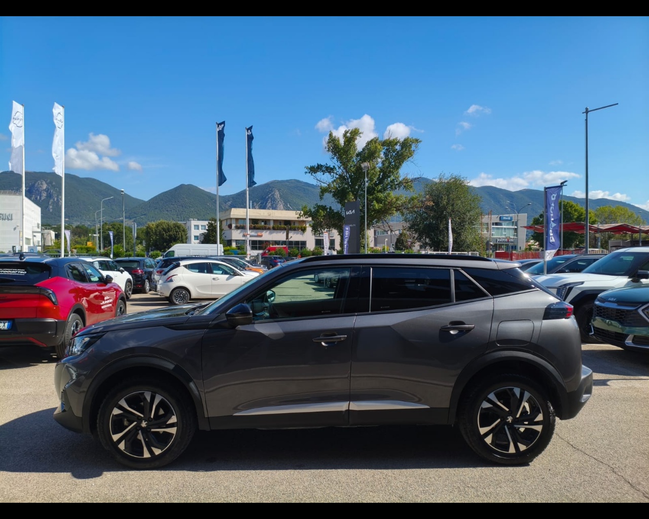 Foto PEUGEOT 2008 1.5 bluehdi Allure s&s 110cv