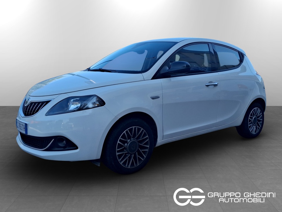LANCIA Ypsilon 1.0 firefly hybrid Gold s&s 70cv Ibrida usato