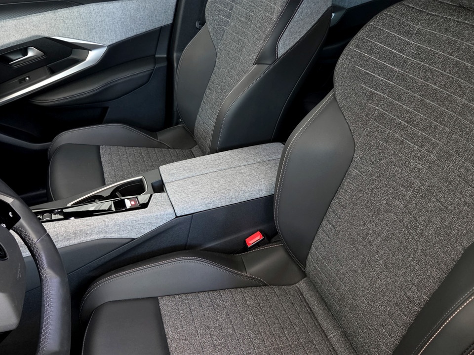 PEUGEOT 3008 1.2 hybrid Allure 145cv e-dcs6 Ibrida usato - 6