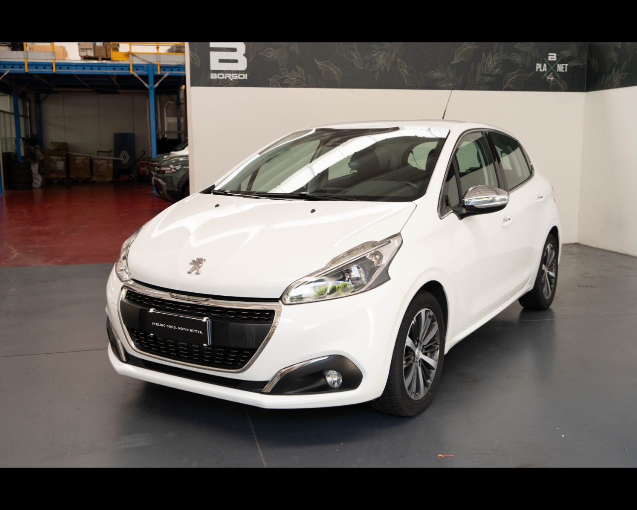 PEUGEOT 208
