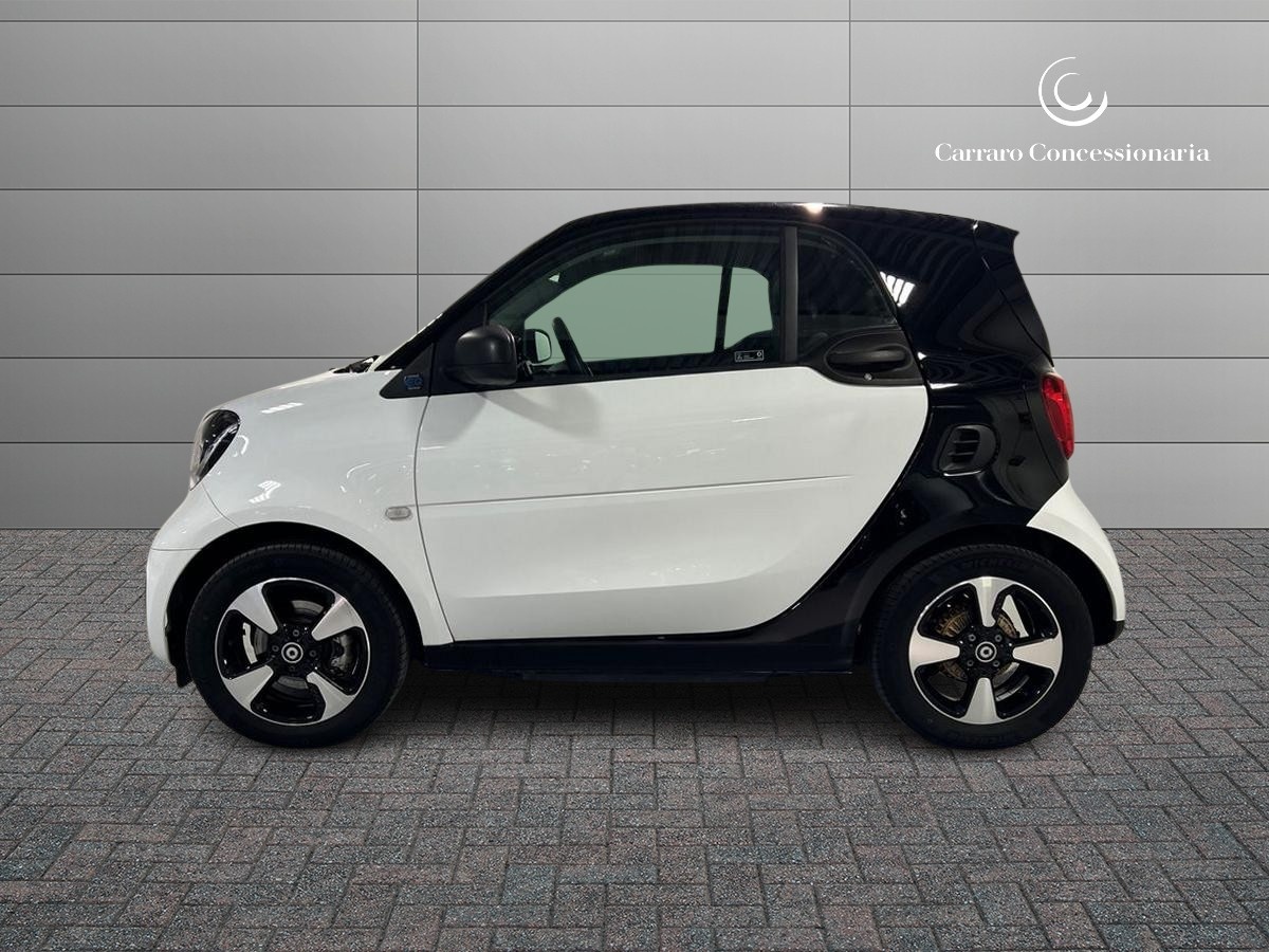smart fortwo fortwo 22kW EQ Passion - 6