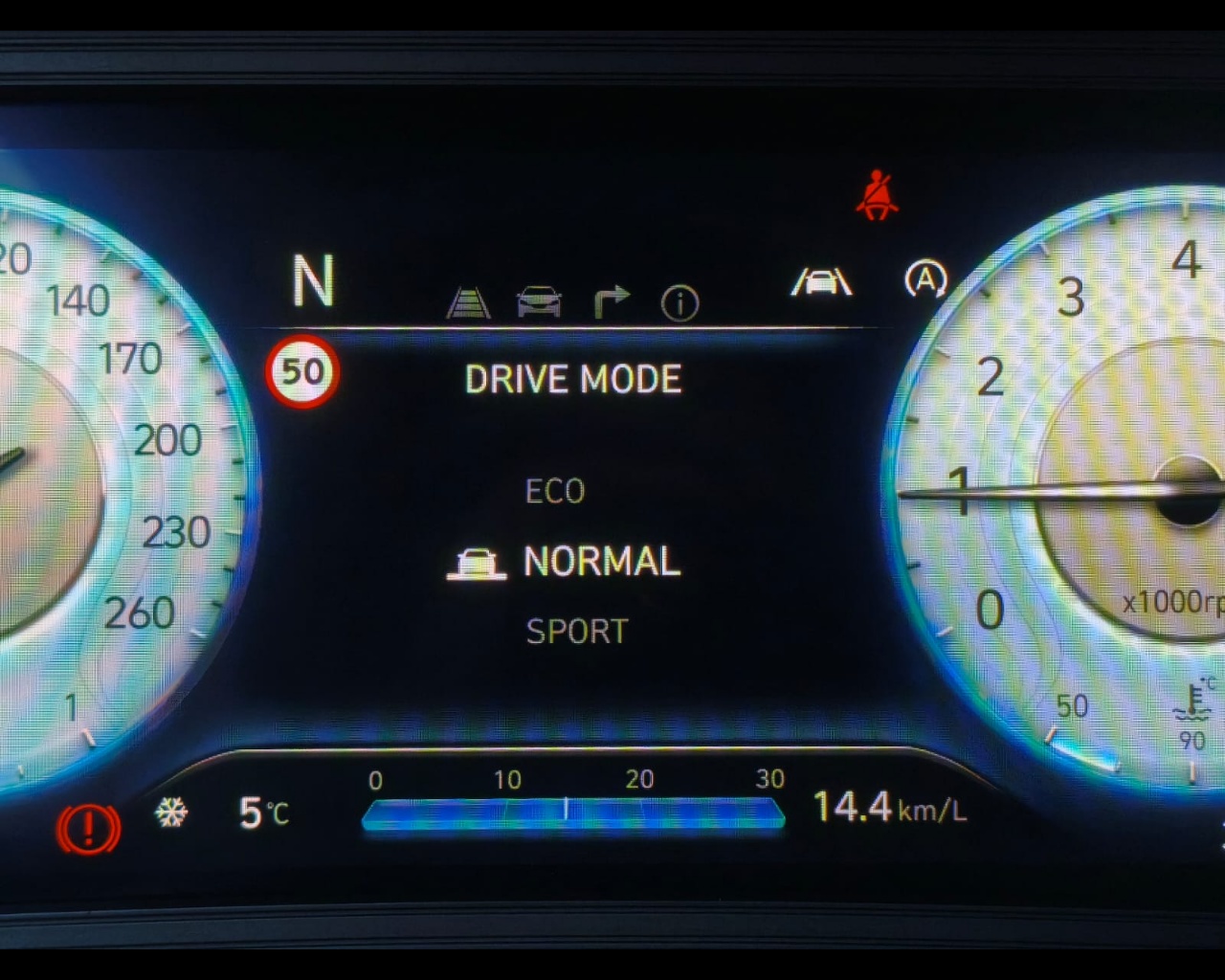 Foto HYUNDAI Kona 1.0 t-gdi 48V Xline Style Pack 2wd 120cv imt