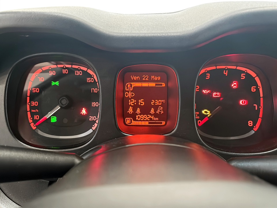 FIAT Panda 1.2 Lounge easypower Gpl 69cv my19 GPL usato - 8