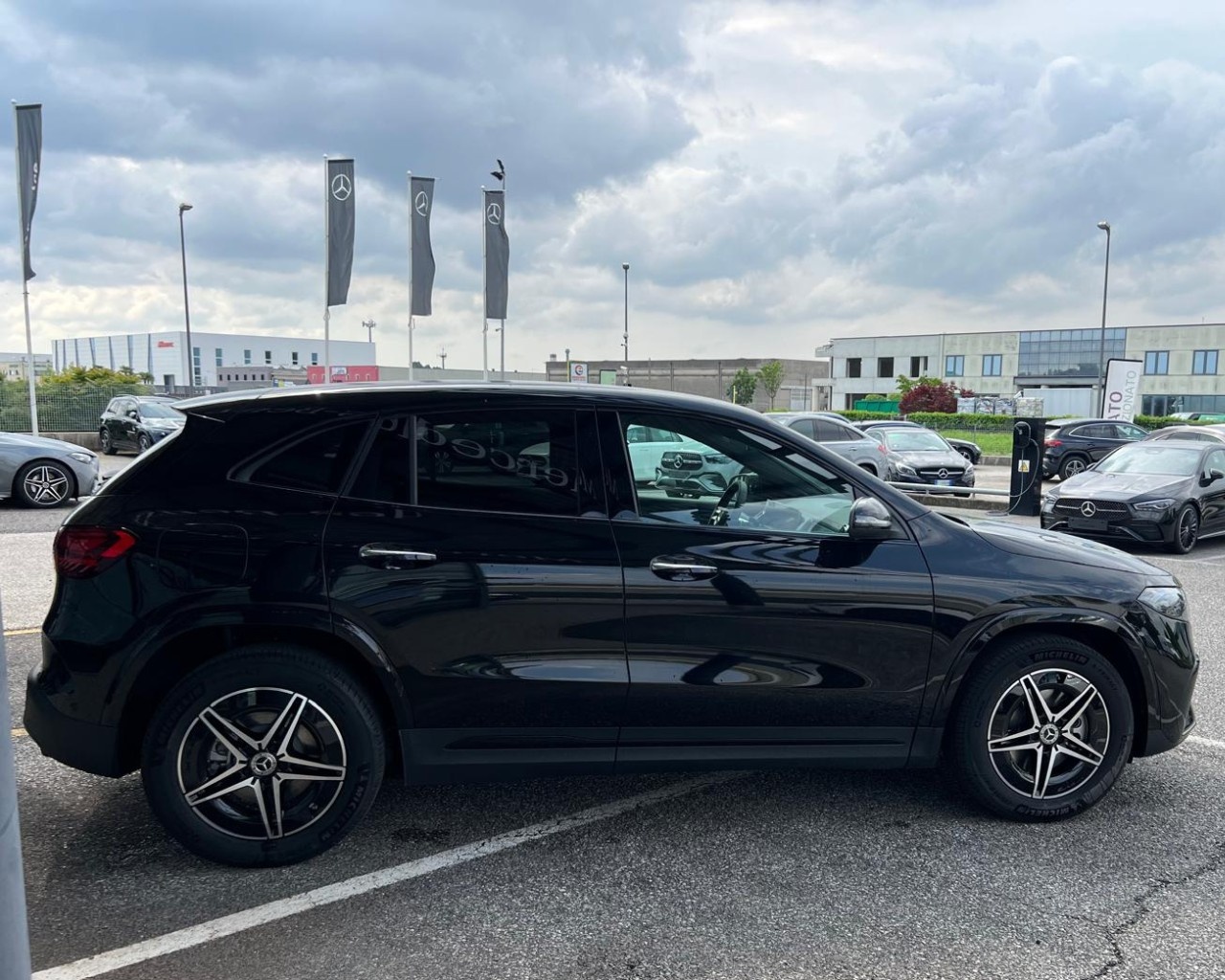 Mercedes EQA EQA 250+ AMG Line Advanced Plus - 3