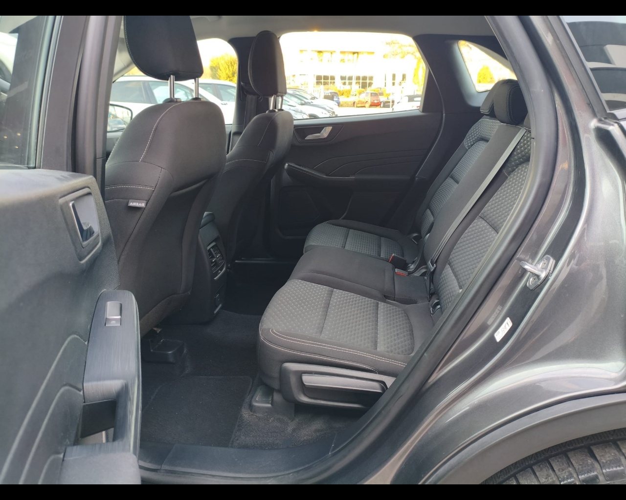 Foto FORD Kuga 1.5 ecoblue Titanium Business 2wd 120cv auto