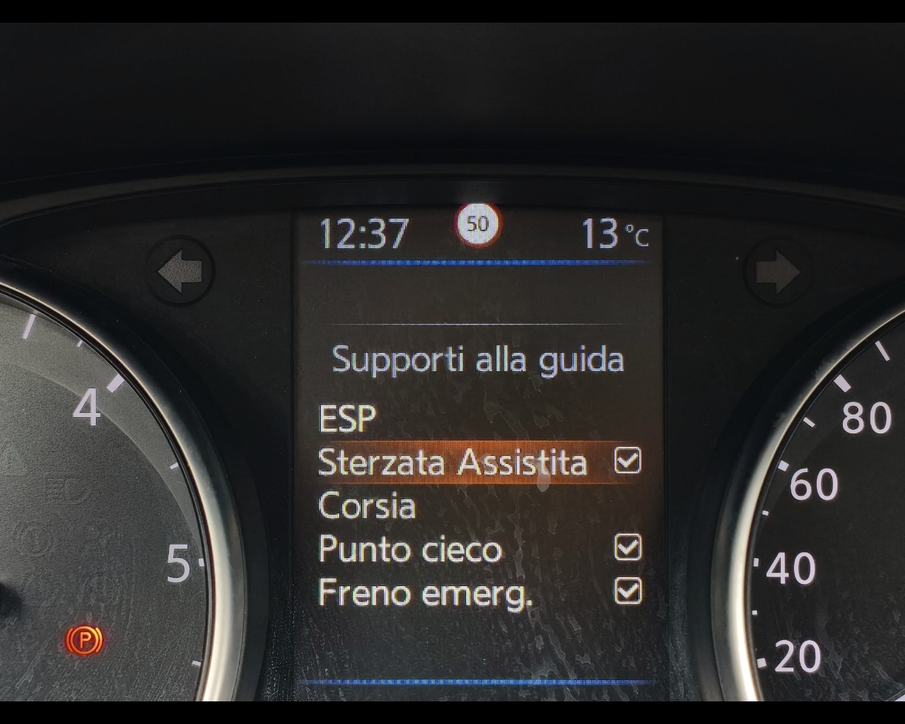 Foto NISSAN Qashqai 1.5 dci N-Connecta 115cv