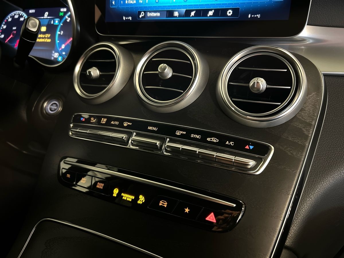 Mercedes GLC Coupé GLC Coupe 220 D Premium 4Matic 9G-Tronic Plus - 14