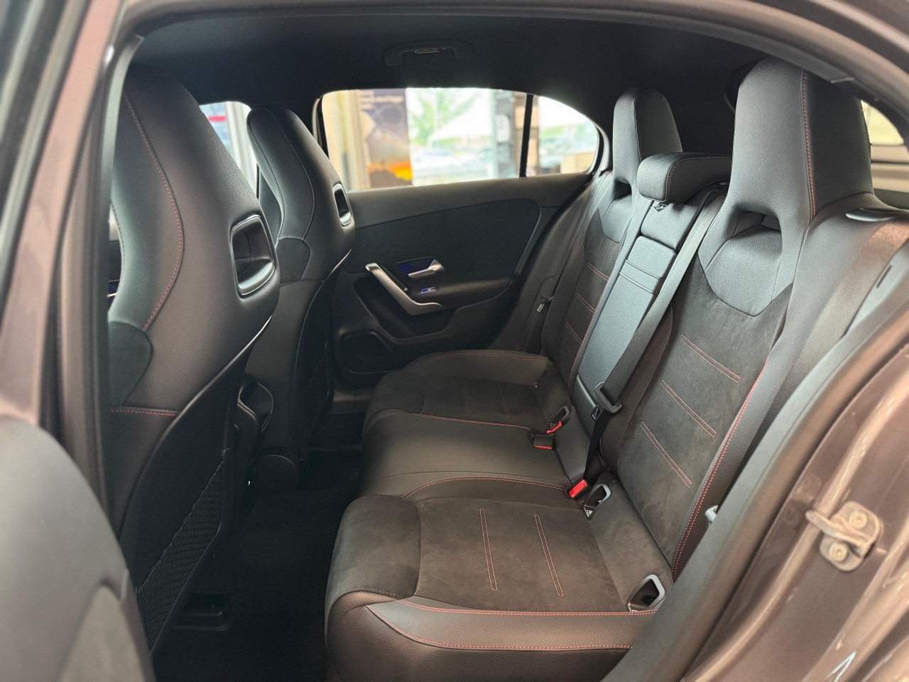 Mercedes Classe A Classe A 250 e Plug-In Hybrid AMG Line ADVANCED PLUS - 13