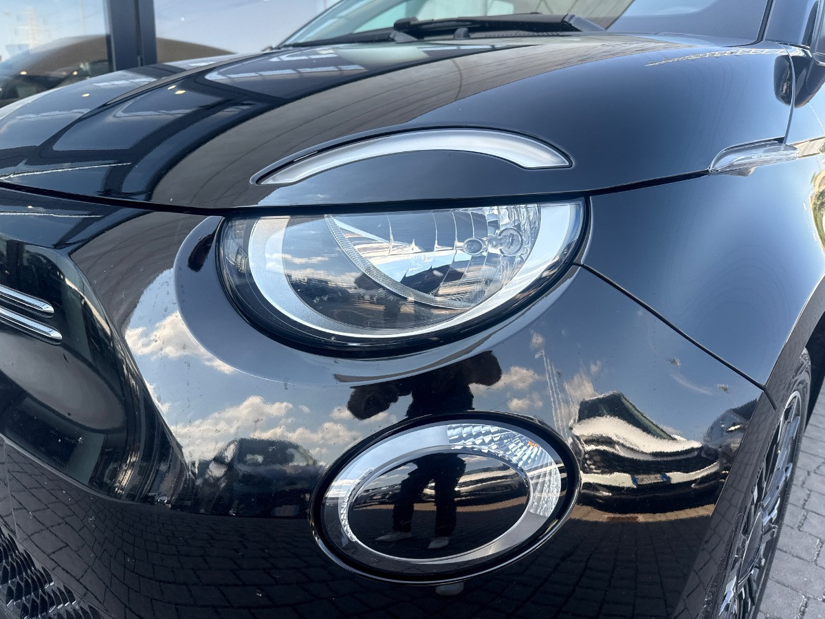 Fiat 500 IV 2020 Cabrio Usato 2022 500 IV 2020 Cabrio Padova