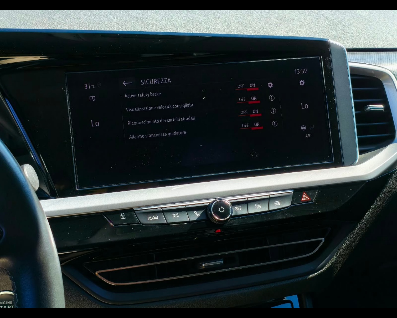 Foto OPEL Grandland 1.5 ecotec Business Elegance s&s 130cv at8