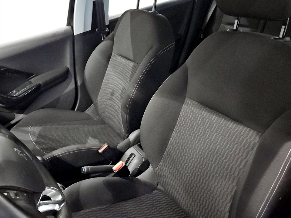 PEUGEOT 208 5p 1.2 puretech Active s&s 82cv my18 Benzina Usato - 6