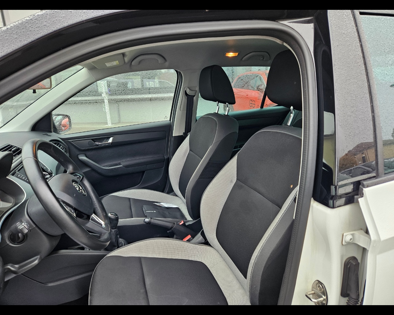 SKODA Fabia Fabia 1.0 mpi Twin Color Design Edition Nero 60cv Benzina Usato - 4