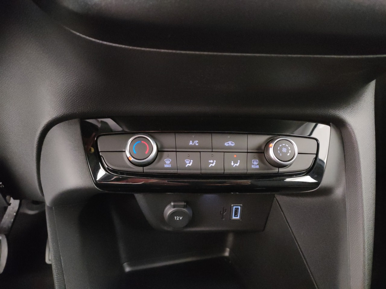 Opel Corsa Nuovo  Corsa Porto Mantovano