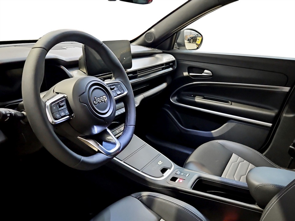 JEEP Avenger 4xe Hybrid 619 Avenger Overland 1.2 145cv 4xe Mhev Ibrido benzina Aziendale - 5